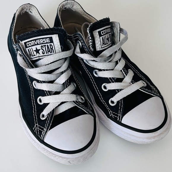 2 pairs of shoes - Picture 6 of 11